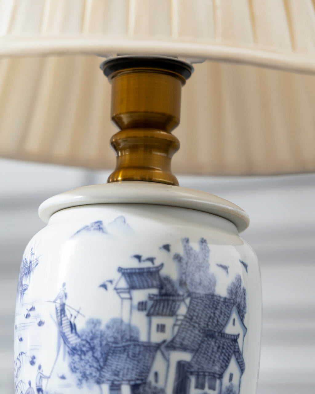 Blue Heritage Cottage Table Lamp