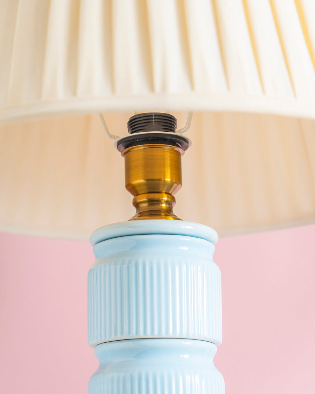 Azure Ribbed Elegance Table Lamp